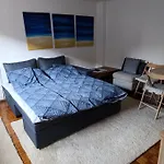 Grbavica Cozy Apartment - Free Parking